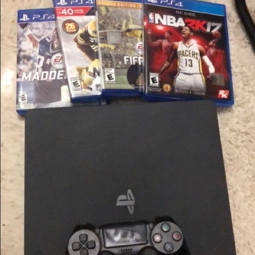PS4 one tb. Only used once.